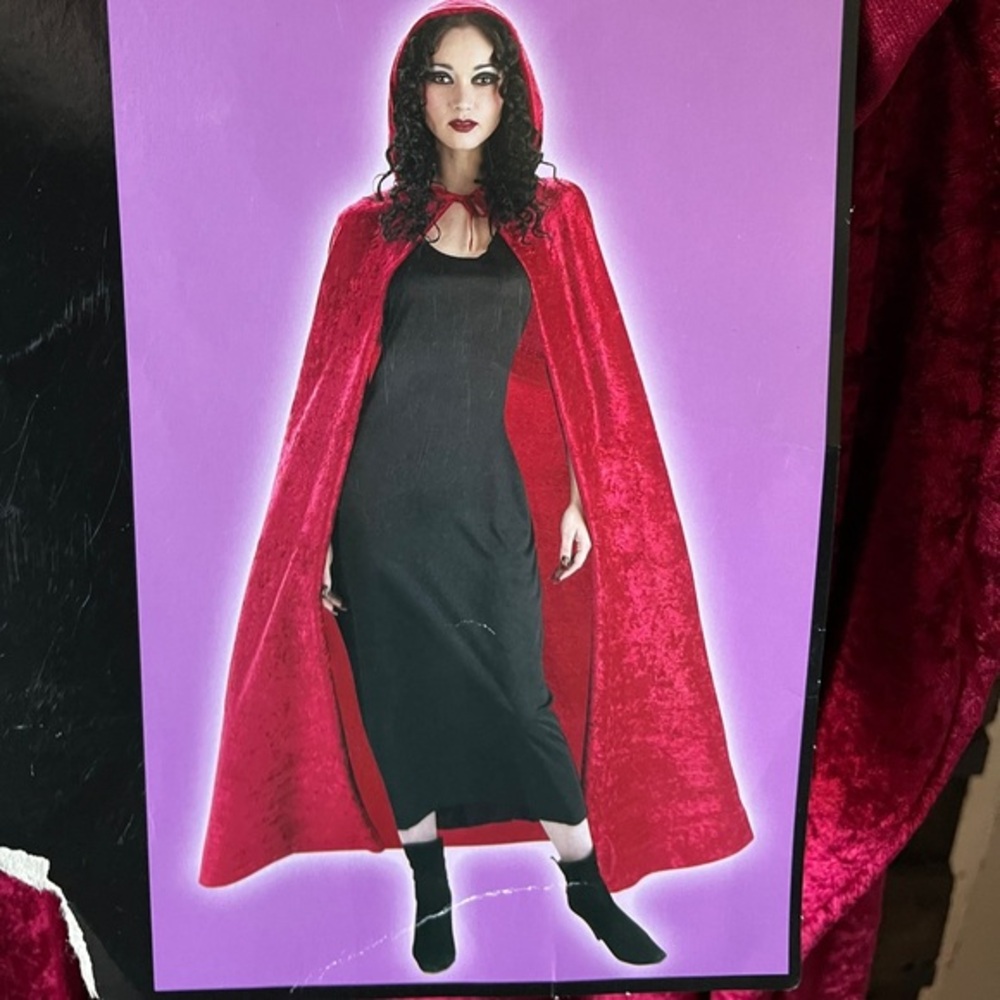 DISGUISE Red Robe with Hood - Up to 2X